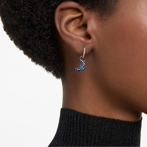 Swarovski Sublima Drop Earrings Asymmetrical Design, Moon, Rose Gold-Tone Plated - Picture 5 of 5